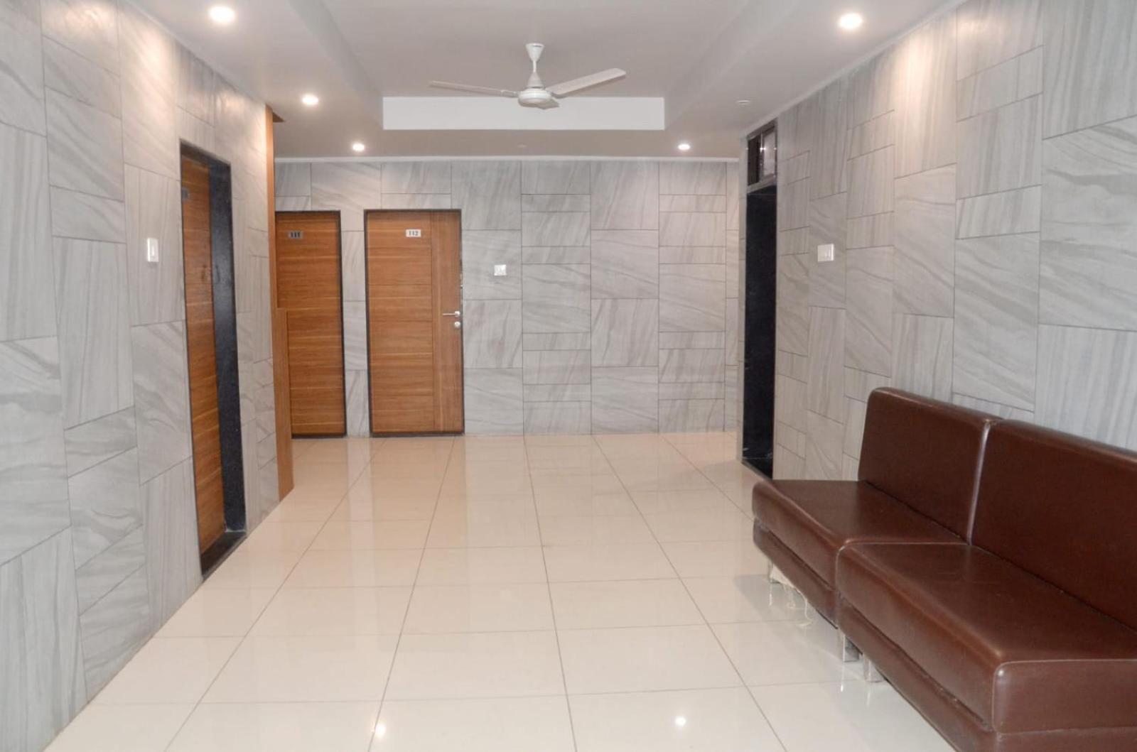 Hotel Sahyog Padra  Luaran gambar